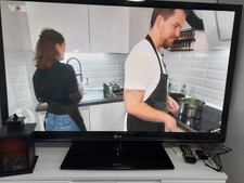 TV Fernseher mit Standfuss von LG 116 cm