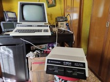 COMPUTER VINTAGE COMMODORE PET