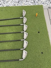 PING ISI KARSTEN Eisen Set 6 Schläger RH, ROT DOT + Odyssey Sunday Stand Bag