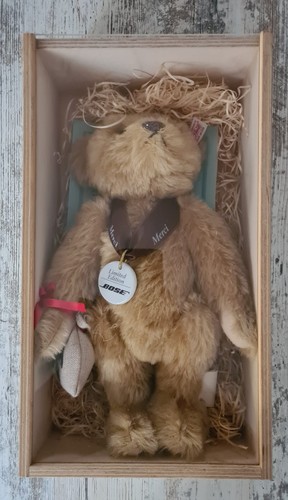 Steif teddy bose mit vitrine - mit,