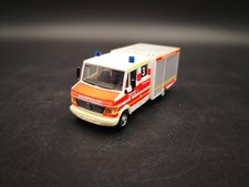 Herpa MB Vario Feuerwehr Düsseldorf *Vi980-3-1064
