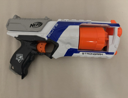 Nerf strike elite - elite, strongarm