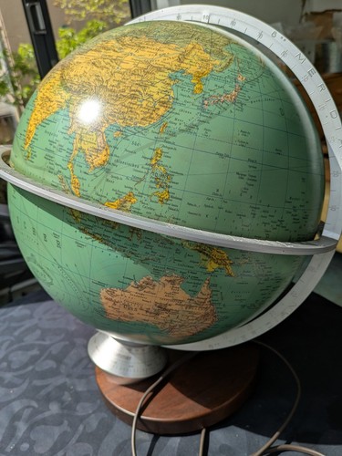Leuchtglobus vintage jahre - vintage,