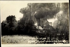Foto Ak Deutsches Kriegsschiff Seydlitz, brennend während der... - 11063010