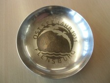 WMF Ikora Ostseejahr 1931 ~ Flensburg Kl. Teller Messing versilbert. Turmmarke