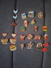 25 Karneval Pins Anstecker