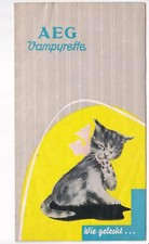 A E G VAMPYRETTE  um 1955: STAUBSAUGER - PROSPEKT , saugt kehrt bohnert, Zubehör