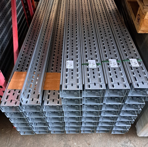 12m baks kabelrinne - 12m,