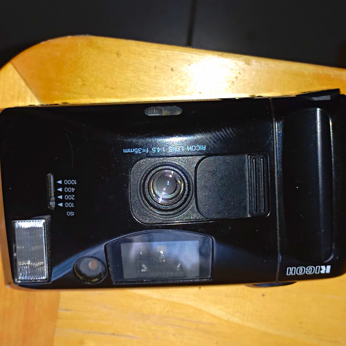 Ricoh model 35mm - ,