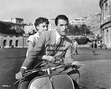 VESPA MOTOR SCOOTER MOTORCYCLE