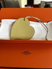 Hermes Taschenschmuck Charm "Herz mit Pfeil“ für Birkin Kelly mit Box