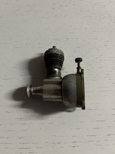 Cox Motor .O49 0 8ccm Super