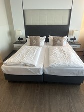 Gepflegte Matratze In Weiß