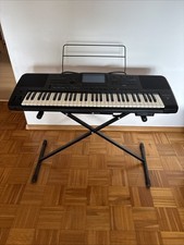 Technics KN 3000 Keyboard mit Floppy-Disk