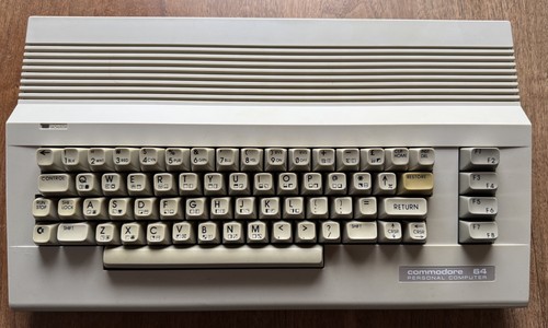 Commodore c64c made in hong - commodore,
