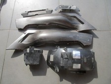 Mehrere Verkleidungsteile