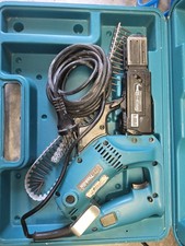 Makita 6833 Elektrischer Magazinschrauber, Trockenbauschrauber