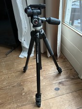 MANFROTTO MT294A3 - Dreibein Alu Stativ Tripod mit Kopf 804RC2