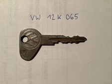 Alter VW Autoschlüssel 12K065