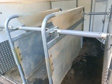 Verkaufe Zwischenwand für Pferdehänger