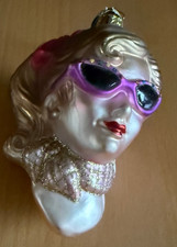 Weihnachtsbaumkugel Christborn in Form eines Kopfers mit Sonnenbrille