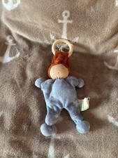 Alana Puppe Holzanhänger blau