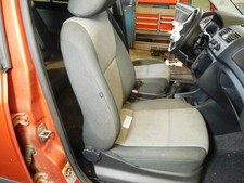 Beifahrersitz Skoda Fabia II (5J) 1.2i 51KW 70PS Bj.2009