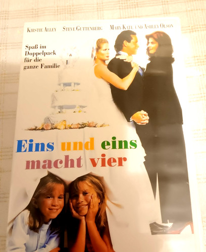 Vhs eins und macht - eins, vier