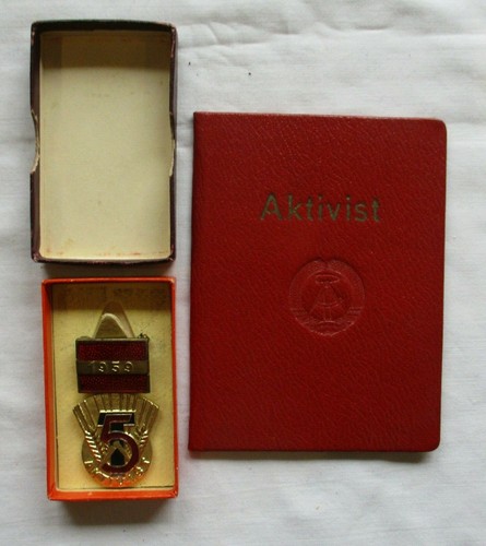 Ddr abzeichen aktivist des - aktivist,