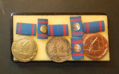 Ddr verdienst medaillen der - ddr,