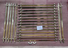 21 antike Messingguss Fleur-de-Lis Treppenstangen Trefoil & Klammern poliert 786 mm