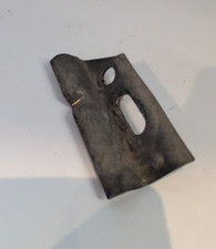 Audi 80 B4 Batterie Klemme Halter Batteriehalterung