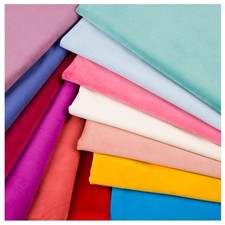 79 Farben samt Stoff