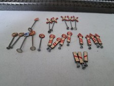 Spur H0 Straßenschilder, Bahnübergang,  aus Anlagenrückbau 22 stk 