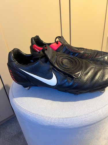 Seltene nike total ninety - t,