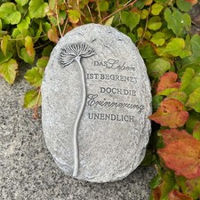 Grabschmuck - Gedenkstein auf
