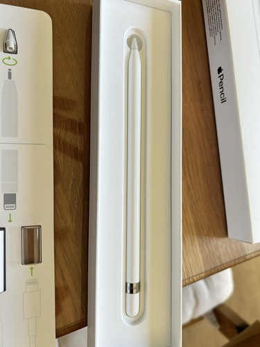 Apple pencil - apple, (1.