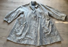 Neu + ungetragen: Sehr