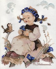 hübsches Hummel-Stickbild, Handarbeit, Kreuzstich-Bild "Enzianmädchen" gestickt