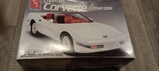 Amt Corvette Convertible Cabrio 1-25 Revell Tamiya 