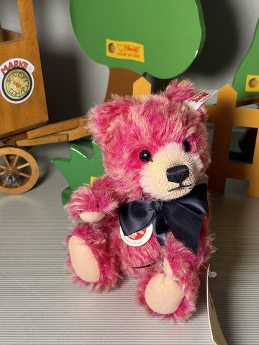 Steiff 674198 teddy bear - 674198,