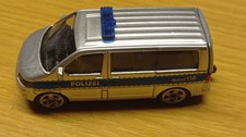 SIKU POLIZEI VW Bus mit anhängekupplung    Nr. SP18291  Spielzeugauto