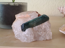 Turmalin in Quarz-Matrix, etwa 60x15x11 mm Kristall! Dekoratives Sammelstück