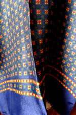 Klassischer Schal 42x120cm