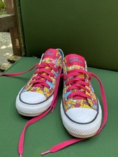 CONVERSE ALL STAR CHUCKS - THE