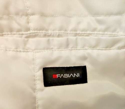 Neuwertige weiße steppjacke - neuwertige,