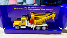 SIKU 2917 Mack Abschleppwagen