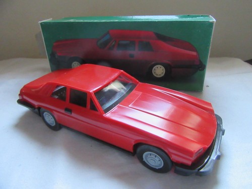 Jaguar rot unbespielt - xj-s, rot,unbespielt