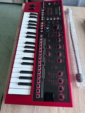 Synthesizer Roland JD-Xi Limited Edition, Farbe Rot, Top-Zustand, Keyboard