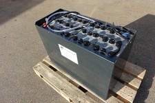 Staplerbatterie 24V 6Pz750Ah 64%  AKKU BLEI-BATTERIE SPEICHER